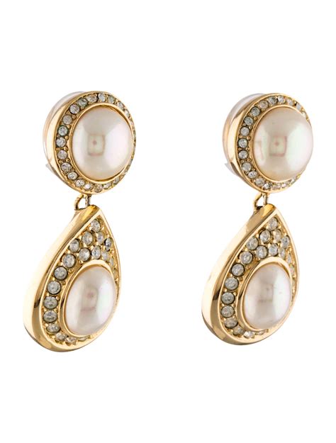 christian dior pearl clip on earrings|farfetch christian dior earrings.